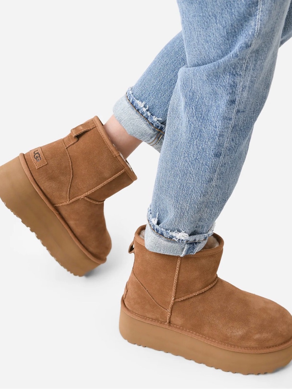 UGG Short Suede Platform Boot in Chestnut